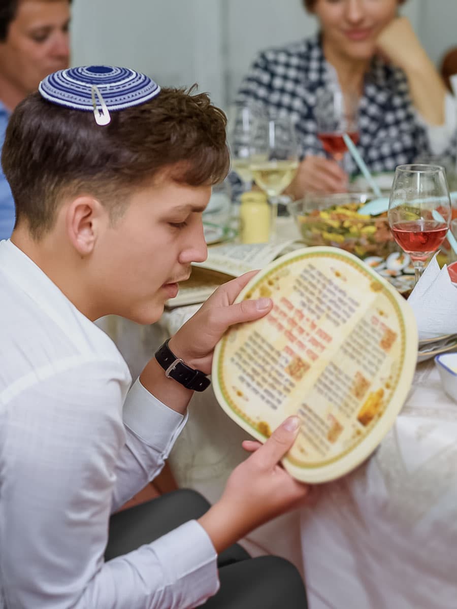 Passover-Pesach-Hero-Updated-mb Header Image